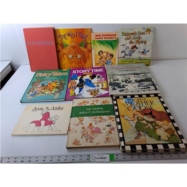 (10) Vintage Kids' Books- The Real Mother Goose, Reader's Digest Chistmas Songbook, Raggedy Ann, Mis