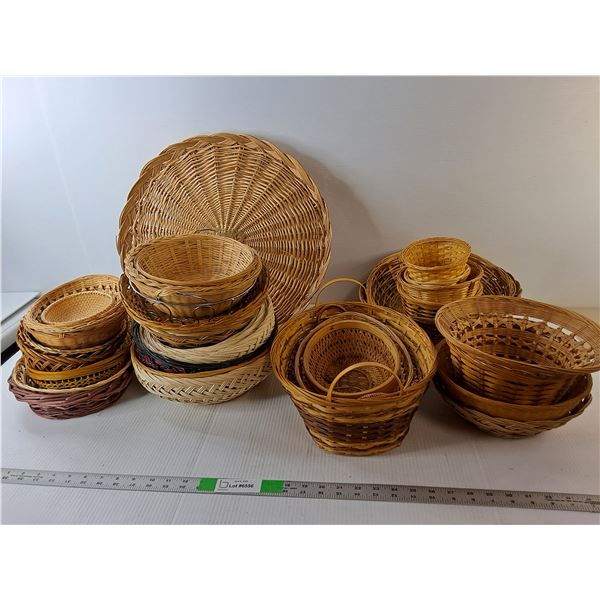 *Woven Basket Lot