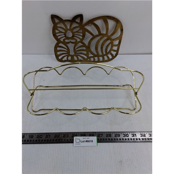 Brass Cat Wall Art & Foldable Metal Magazine Rack