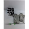 Image 1 : Pair  Of Oven Mitts, (10) Salt & Pepper Grinders