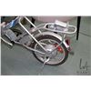 Image 2 : Schwinn AL1020 electric bicycle, needs tires and battery