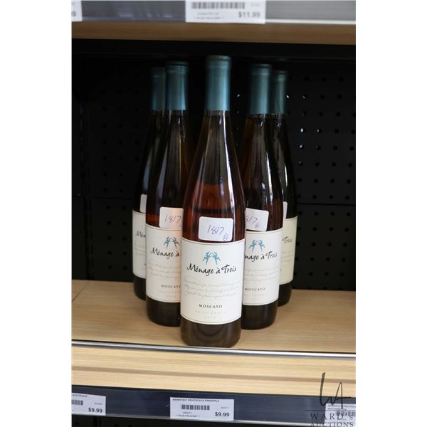 Six bottles of Menage a Trois Moscato 2016 750ml  Note: Alcohol cannot be insured by any courier in 