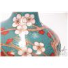 Image 8 : Five pieces of vintage collectible cloisonne including a pair of vintage 6" vases, small lidded box 