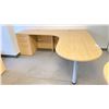 Image 2 : 3 PCS. NATURAL FINISH OFFICE SET - 3 DRAWER DESK, 2 DRAWER LATERAL FILING CABINET