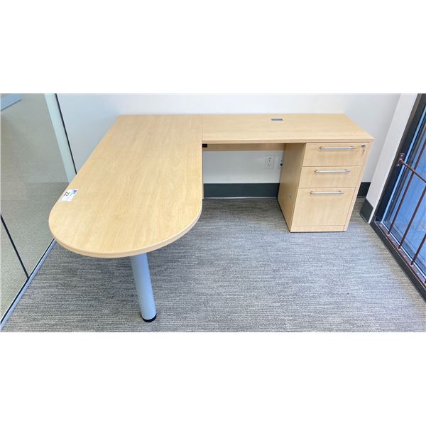 NATURAL FINISH 3 DRAWER OFFICE DESK