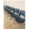 Image 2 : GROUP OF 6 BLUE & BLACK PLASTIC MOBILE WORK STATION CHAIRS