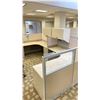 Image 2 : 2 DESKS WITH CUBICLE WALLS OFFICE WORK SPACE SYSTEM
