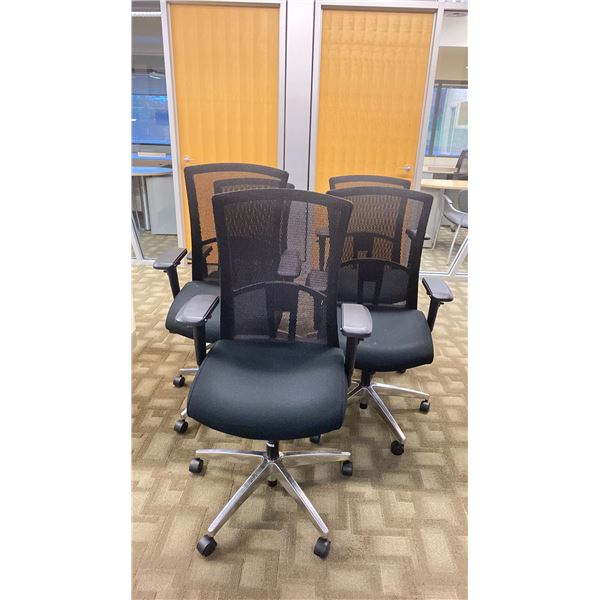 GROUP OF 5 BLACK & CHROME WITH MESH BACK ADJUSTABLE OFFICE CHAIRS