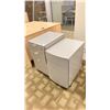 Image 2 : 2 SMALL GREY 3 DRAWER MOBILE FILING CABINETS