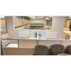 Image 4 : 2 DESKS WITH CUBICLE WALLS OFFICE WORK STATION SYSTEM