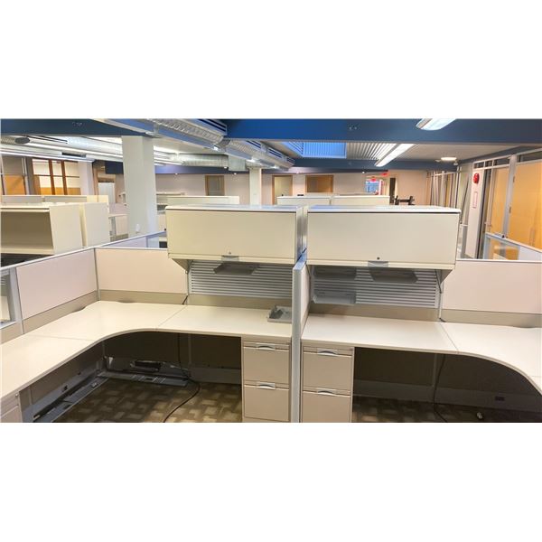 4 DESKS DOUBLE SIDED WITH CUBICLE WALLS OFFICE WORK STATION SYSTEM