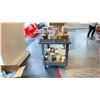 Image 2 : RUBBERMAID ROLLING CART 48X25" NO CONTENTS LOCATED IN SACHET 3