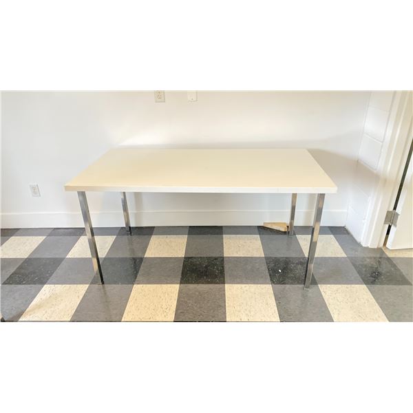 30X60" GLOSS WHITE TABLE/DESK  NO CONTENTS
