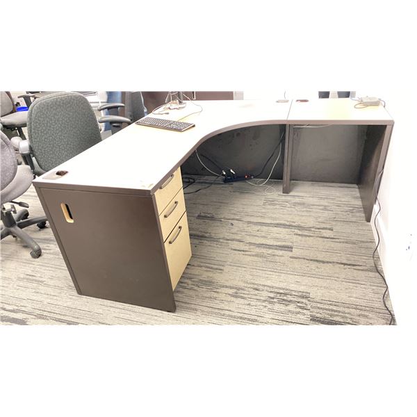66"X66" CORNER DESK WITH MOBILE DRAWER PEDESTAL NO CONTENTS