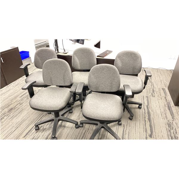 5 MATCHING GREY ROLLING OFFICE CHAIRS