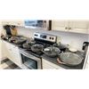Image 2 : LARGE GROUP OF PANS WITH LIDS-NON-STICK. 9 POTS, 9 LIDS