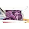 Image 3 : CONTENTS OF 3 DRAWERS ASST SILICONE COOKING AND BAKING ITEMS. SOME NEW. ICE CUBE TRAYS, BAGEL,