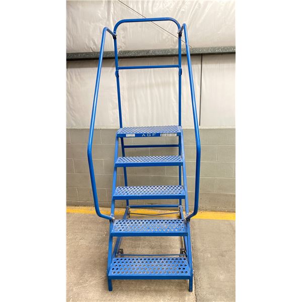 MOBILE STEP LADDER- 5 STEP LOCATED NEAR SACHET 3