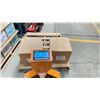 Image 2 : ULINE WEIGHT MEASURING PALLET DOLLY NO CONTENTS 5000 LB CAPACITY MODEL H-1679