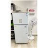 Image 1 : PREMIERE 24" BAR FRIDGE AND PEDESTAL FAN