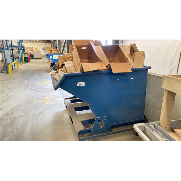 METAL QUICK RELEASE DUMPING HOPPER, 64" WIDE