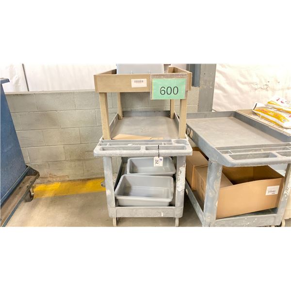 RUBBERMAID ROLLING CART WITH RISER NO CONTENTS