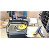 Image 3 : 2023 YALE ELECTRIC STAND UP FORKLIFT. APPROX 1431 HOURS. *HOURS NOT VERIFIED*