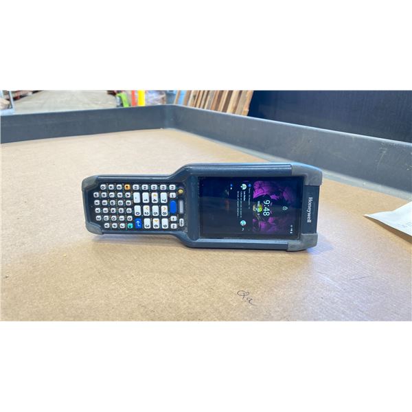 GROUP LOT OF 4 HONEYWELL SCANNERS/MOBILE COMPUTERS MODEL CK65 RETAIL VALUE OVER $10,000