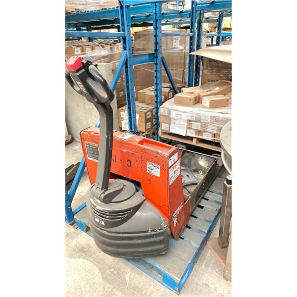 PRIME MOVER ELECTRIC PALLET DOLLY. MODEL SMX45 NEEDS NEW BATTERY/SERVICE