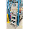 Image 1 : 6' ALUMINUM STEP LADDER