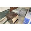 Image 8 : GROUP OF OFFICE FURNISHINGS. 3X SIT STAND RISERS, WOODGRAIN BOOKSHELF 30X48"H, BLACK METAL