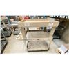 Image 2 : RUBBERMAID CART WITH CUSTOM RISER