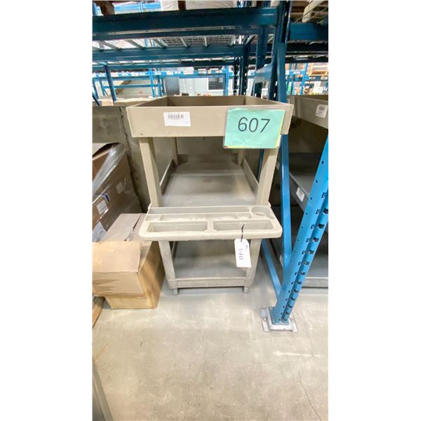 RUBBERMAID CART WITH CUSTOM RISER