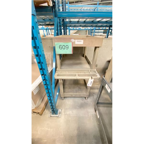 RUBBERMAID CART WITH CUSTOM RISER