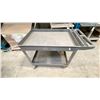 Image 2 : RUBBERMAID ROLLING CART 48X25" NO CONTENTS