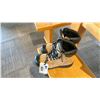 Image 1 : DAKOTA 400-2 STEEL TOE BOOTS SIZE 9