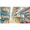 Image 2 : ONE ROW OF RACKING. 42" DEEP. 5 X 18' HIGH FRAMES, 9 X 12' HIGH FRAMES, 76 X 8' BEAMS. 48 X 4'