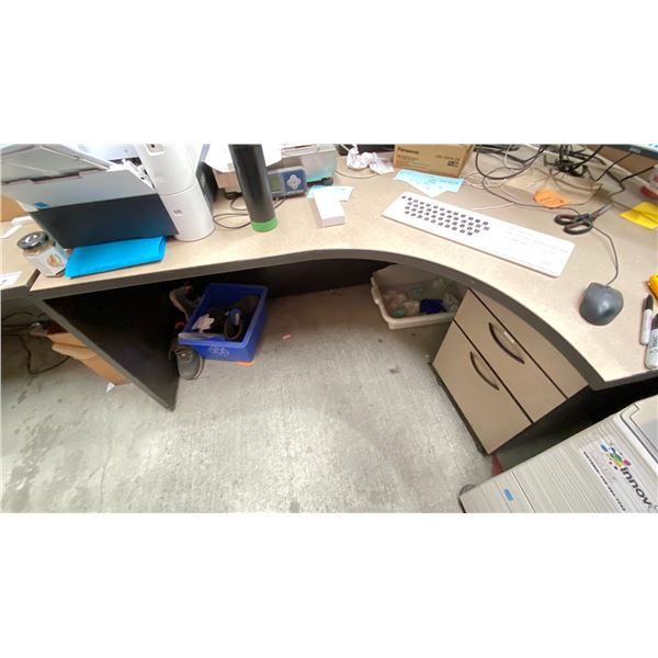 FURNISHINGS IN SHIPPING AREA OFFICE. 3 DESKS, 6 X DRAWER PEDESTALS, 5 CHAIRS