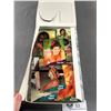Image 2 : 2 Full Boxes of Girlie Collector Cards