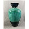 Image 2 : Lot of 3 Pieces of Vintage Blue Mountain Pottery.
