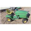 Image 2 : John Deere LX 277 Hydrostatic 17HP 48'' Cut Lawn Tractor -