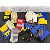 Image 1 : Assorted work gloves
