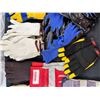 Image 3 : Assorted work gloves