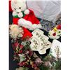 Image 2 : Assorted Christmas Decor