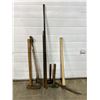 Image 1 : Prybars and Handtools
