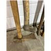 Image 3 : Prybars and Handtools