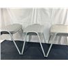 Image 1 : 3 Stackable Stools