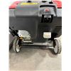 Image 4 : Toro Power Clear Snowblower