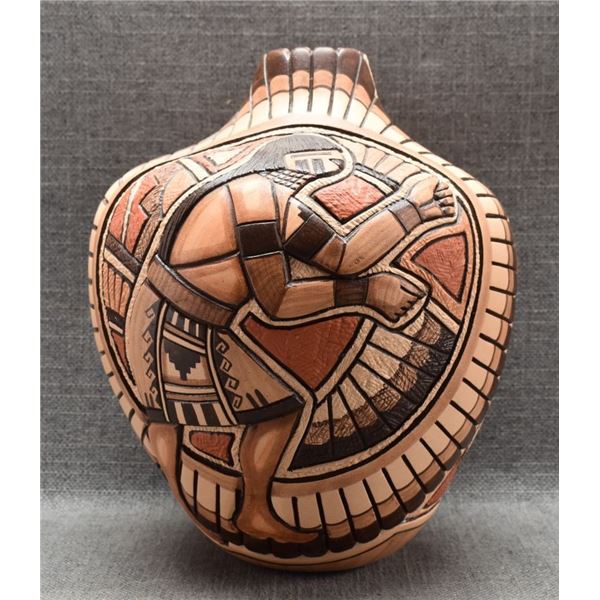 HOPI POTTERY VASE (TOM POLACCA)