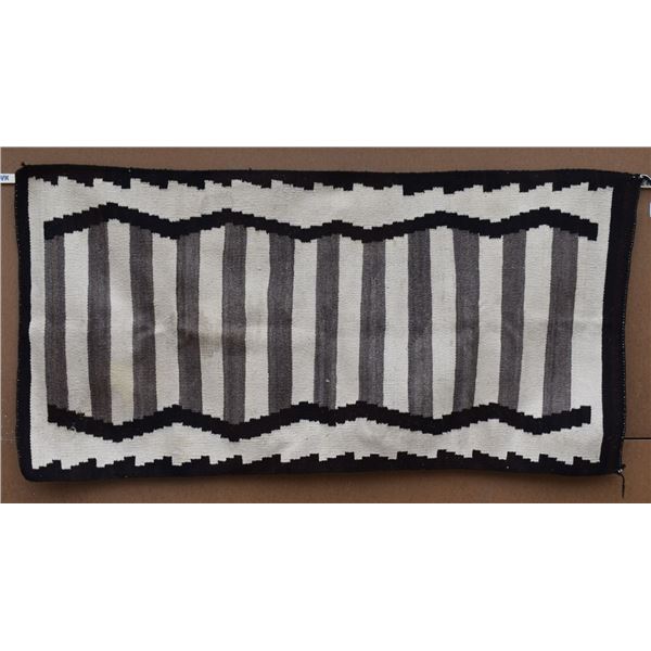 NAVAJO TEXTILE